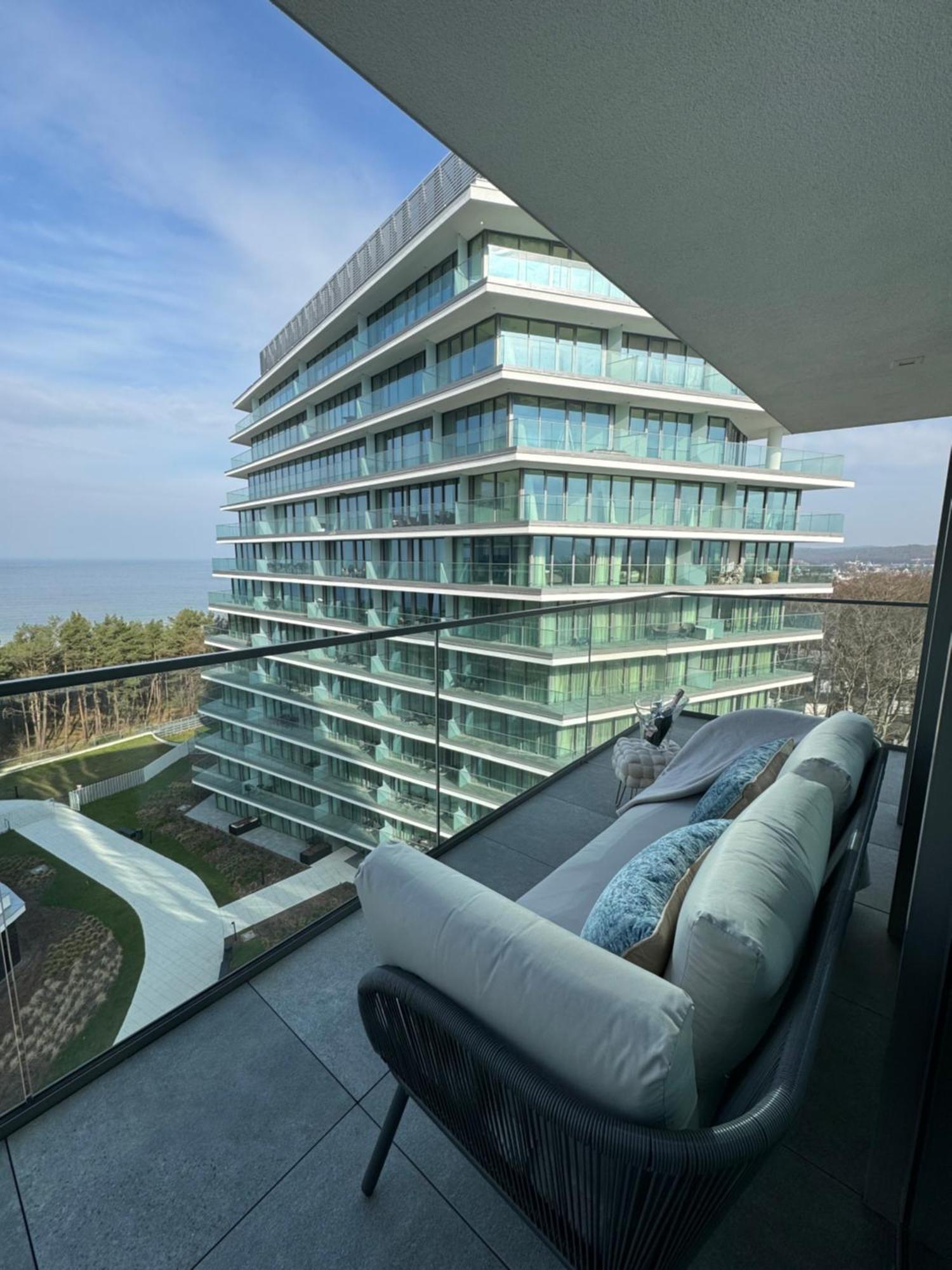 Wave Apartment Tyballtic 7Th Floor With Two Bedrooms And Sea View! Miedzyzdroje Dış mekan fotoğraf