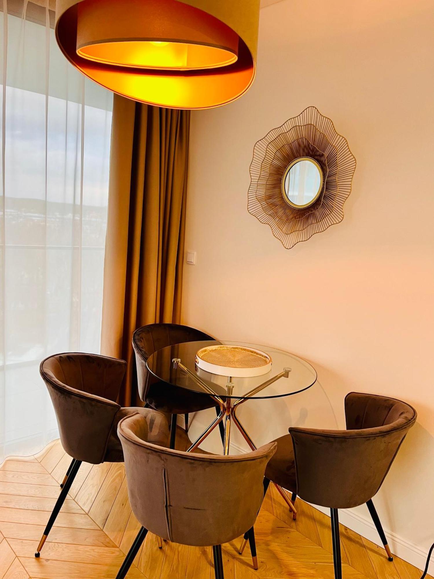 Wave Apartment Tyballtic 7Th Floor With Two Bedrooms And Sea View! Miedzyzdroje Dış mekan fotoğraf